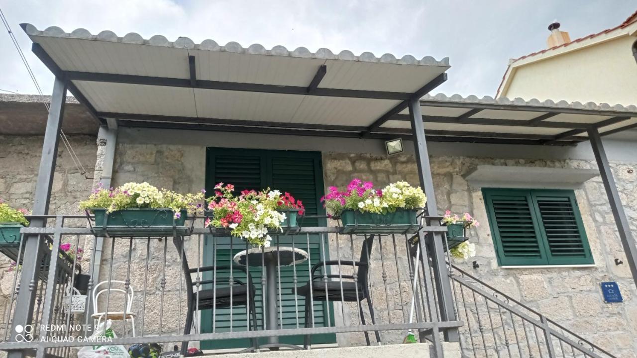Holiday Home Marija Vrlika Εξωτερικό φωτογραφία