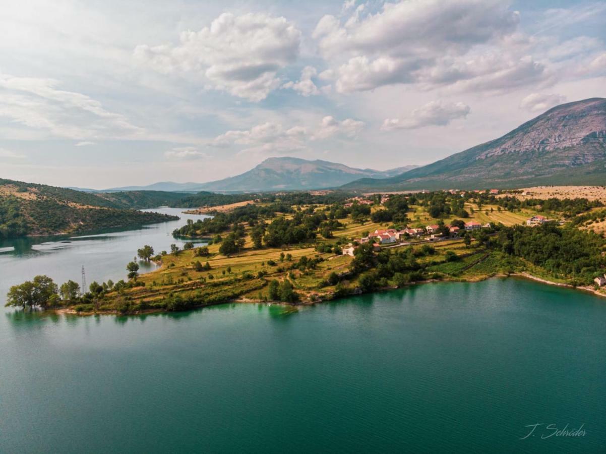 Holiday Home Marija Vrlika Εξωτερικό φωτογραφία