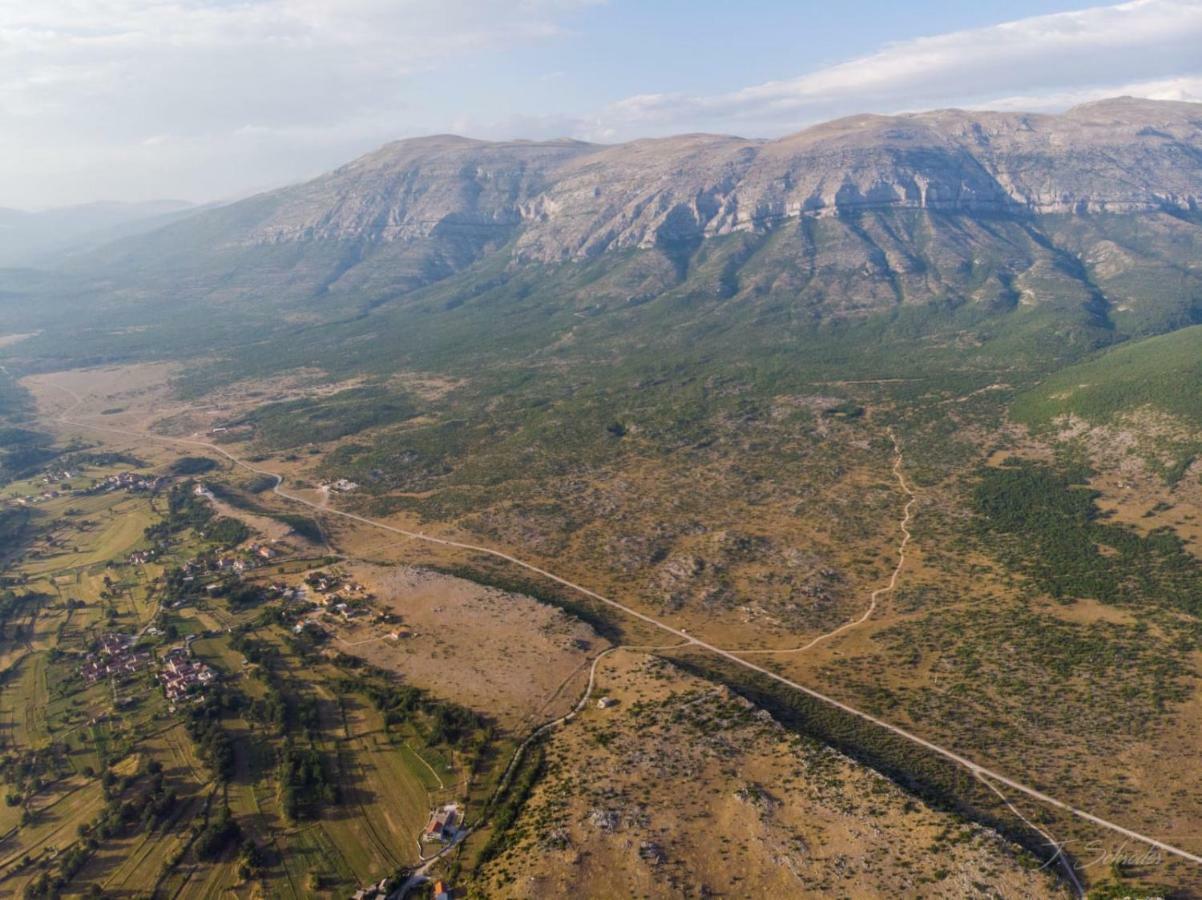Holiday Home Marija Vrlika Εξωτερικό φωτογραφία