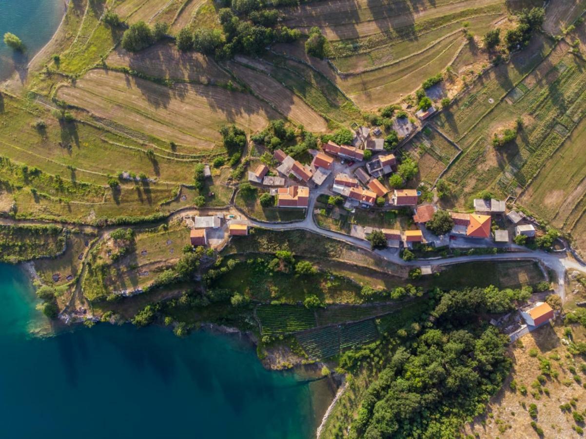Holiday Home Marija Vrlika Εξωτερικό φωτογραφία